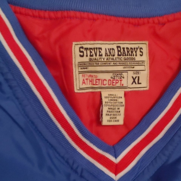 Steve and Barrys Buffalo Athletics Vneck - Picture 3 of 3